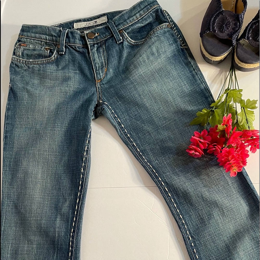 Joe’s Low Rise Wide Legged Jeans